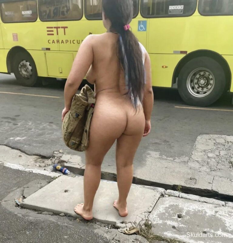 Amateur Milf Porn MILF with a big ass gets fucked by her neighbor's 18 year old boyfriend! (1)